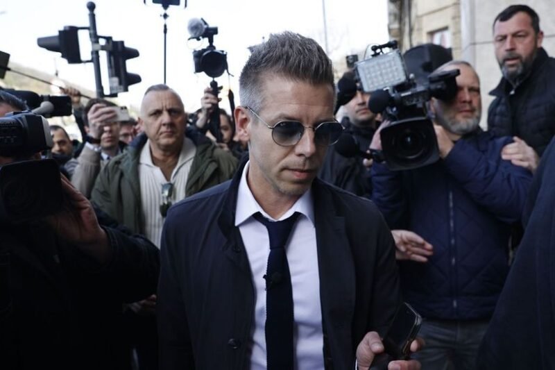 Botrányos fordulat a tegnap esti interjú után: Varga Judit volt férje komoly bajba kerülhet. Szóba került kiskorú veszélyeztetés és személyi szabadság megsértése is… 👉 Részletek lent az első kommentben