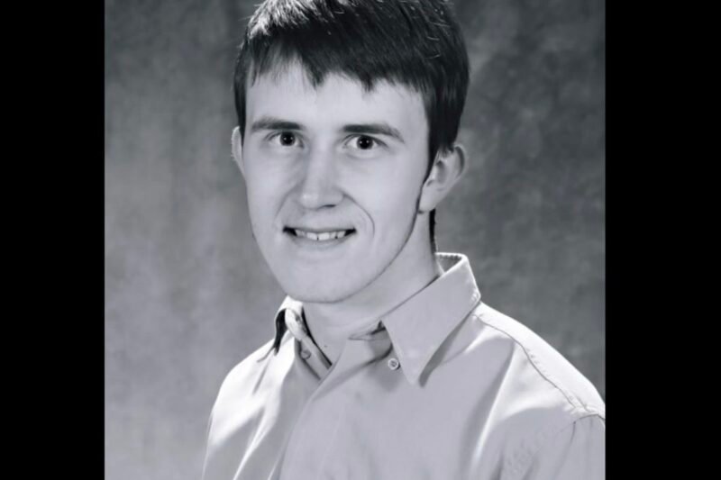 Fájó szívvel búcsúzunk: mindössze 30 évesen elhunyt Csikós Edvárd.