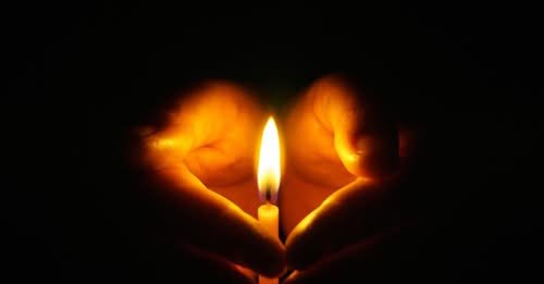 LETAGLÓZÓ HALÁLHÍR JÖTT! Felfoghatatlan tragédia történt – a családja most közölte a rettenetes hírt: otthonában elhunyt a legendás magyar.