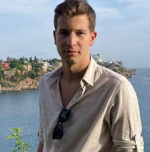 „Még sosem hallottad így a Republicot…” 🎶 László Attila csodálatos feldolgozása a hozzászólásoknál 👇👇