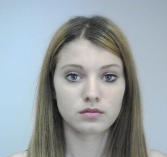 🚨 Eltűnt a 15 éves Horváth Eugénia Veszprémből! A családja kétségbeesve keresi – minden egyes megosztás segíthet, hogy mielőbb hazakerüljön! 🙏 👉 Részletek az oldalon.