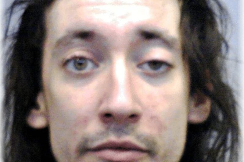 Sokk! Elfogatóparancsot adtak ki a 30 éves Mészáros Márk ellen – a férfi eltűnt, és a hatóságok mindenkit arra kérnek, hogy segítsen megtalálni őt 🚨😱 A hivatalos körözési link a cikkben.