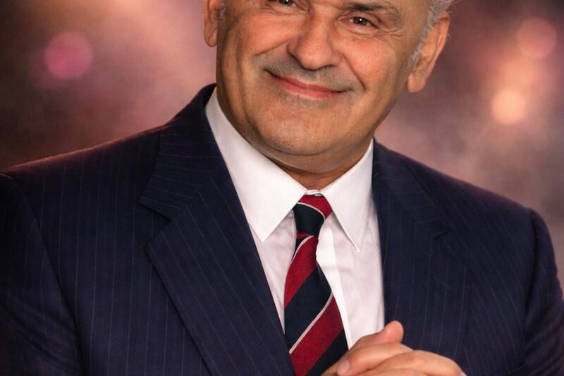 😢 LÁJK, ha emlékszel rá! 24 éve nincs köztünk Hofi Géza… 😔🇭🇺 Ma a sírjánál jártak, és sokaknak szó szerint elakadt a lélegzete a látványtól…  De ami igazán sokkoló: valaki a sírhellyel tett valamit, amire senki nem számított! 😳⚡ (Fotók is vannak!)  👇 A folytatás a kommenteknél!