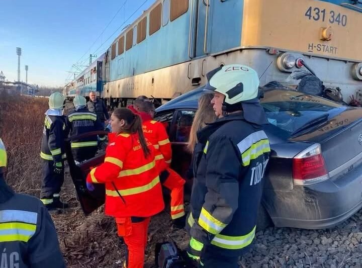 Vonatbaleset történt Magyarországon, a mentés jelenleg is zajlik – vizsgálják a körülményeket.